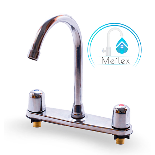 Fregadero cuello de cisne con manillas redondas